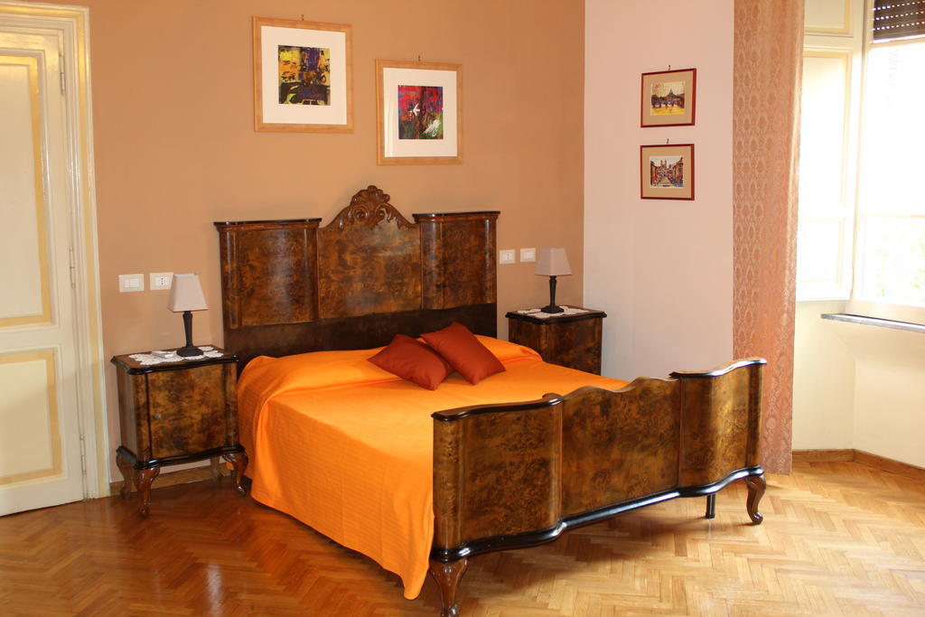 Bed and Breakfast Rome Charming House Pokój zdjęcie